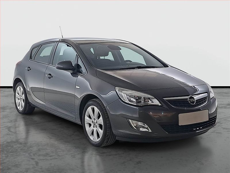 Opel Astra (2012) 1.6 16V, po STK, dobrý stav - fotografie inzerátu