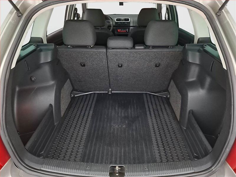 Škoda Fabia (2009) Ambition 1.4 16V, Serv.kniha - fotka 13 z 13