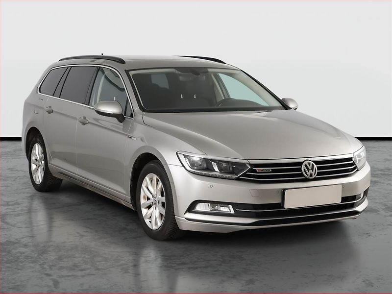 Volkswagen Passat (2015) Comfortline 2.0 TDI, 4X4 - fotografie inzerátu