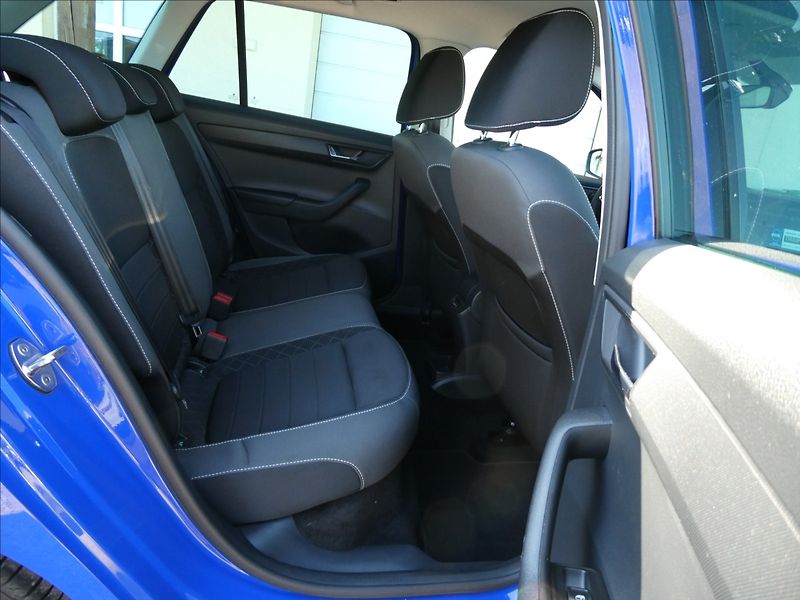 Škoda Fabia 1,0 TSi 70kW STYLE,2x kola,ČR - fotka 28 z 42