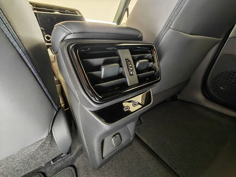Lexus Ostatní 500e Prestige - fotka 44 z 45