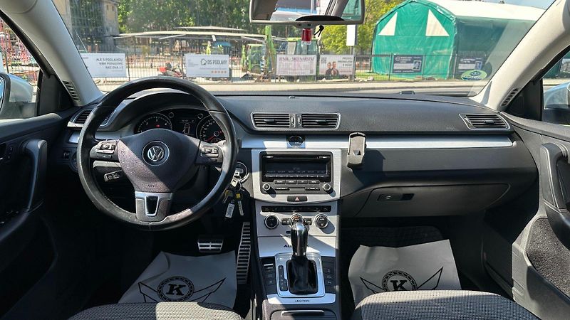 Volkswagen Passat (2013) 2.0TDI 125kW *ALLTRACK*DSG* - fotka 20 z 23