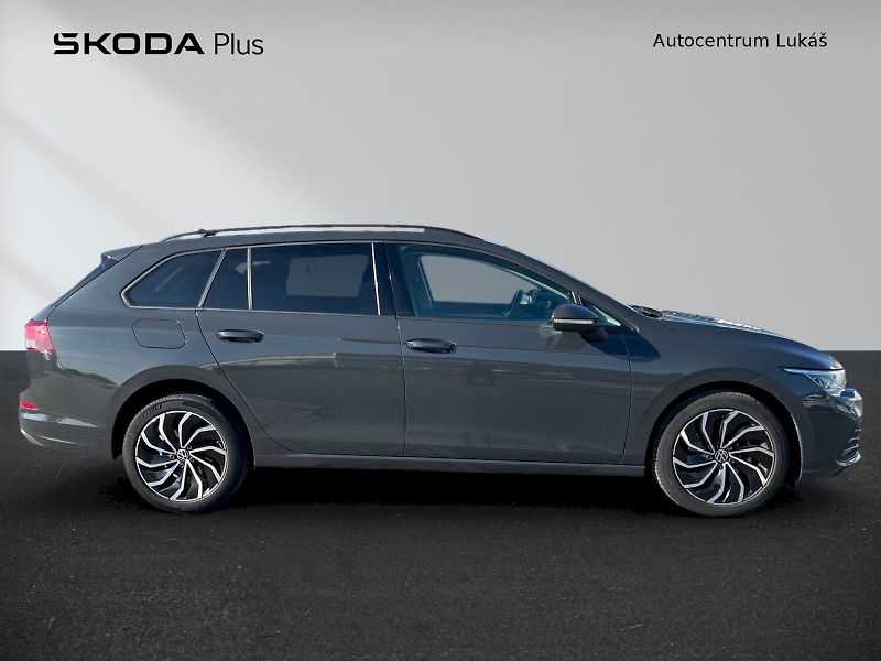 Volkswagen Golf (2022) Variant 1,0TSi 81kW Life 6G - fotka 10 z 33