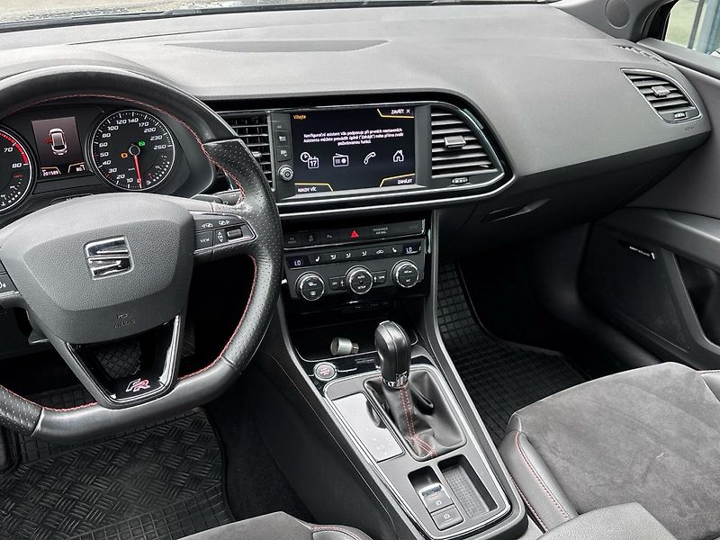 Seat Leon FR DSG - fotka 6 z 6