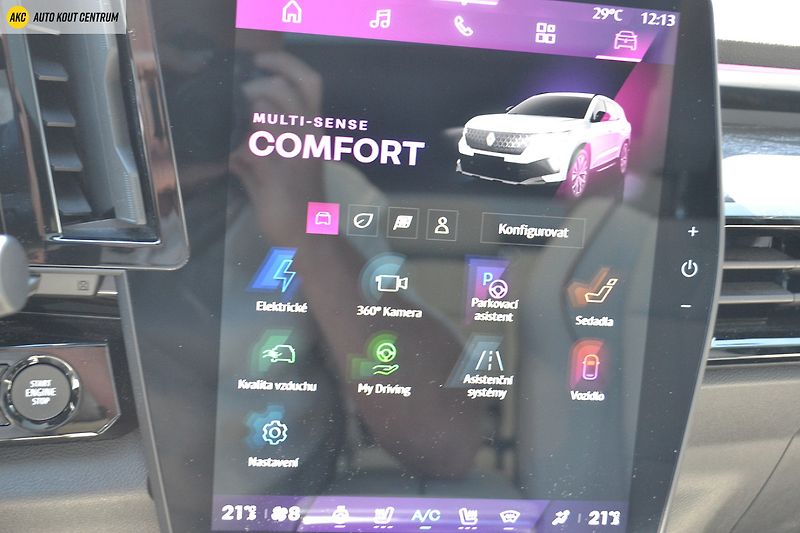 Renault Espace ICONIC E-TECH FULL HYBRID 200k - fotka 41 z 73