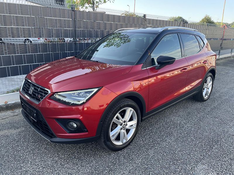 Seat Arona (2020) 1.5 TSI 110 kW FR - fotka 2 z 35