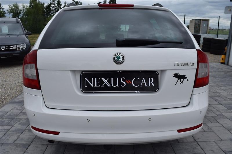 Škoda Octavia 1,2 TSI 77KW 2XKOLA XENONY - fotka 6 z 43