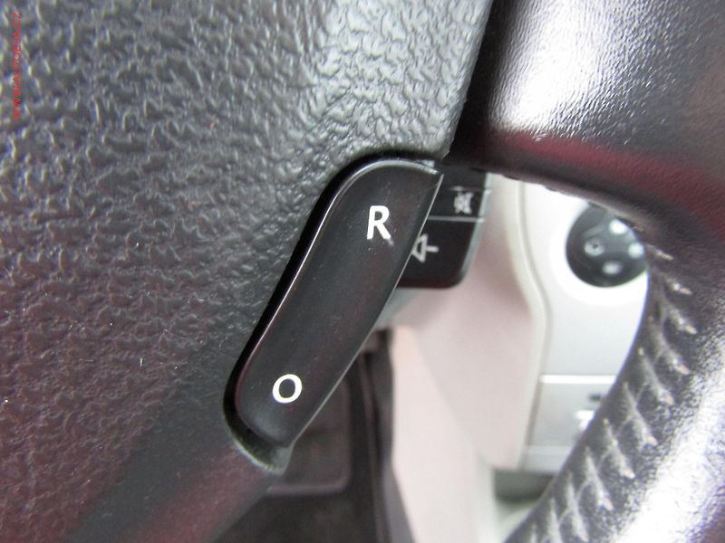 Renault Modus (2005) 1.6i, AC - fotka 14 z 18