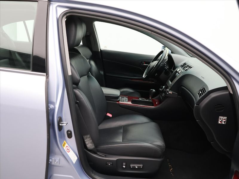 Lexus GS 450h 3.5 HYBRID 218kW CZ Navi - fotka 12 z 34