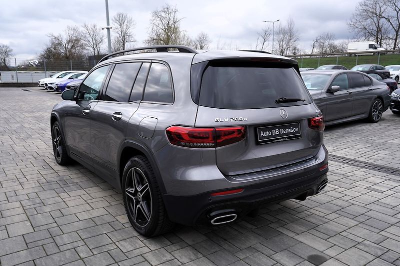 Mercedes-Benz GLB 200d 4Matic/AMG/AT/150 PS/Led - fotka 4 z 50