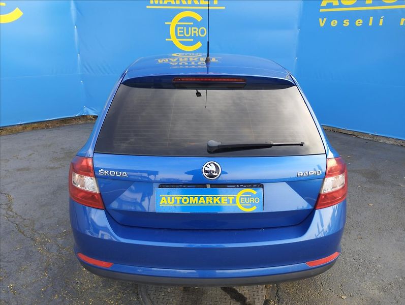Škoda Rapid 1,2 TSi 63KW - fotka 6 z 15