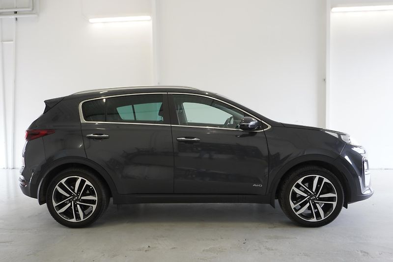 Kia Sportage 2,0 CRDI 4WD ADVANCE - fotka 4 z 31