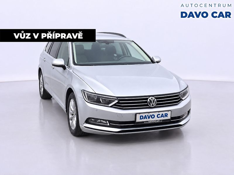 Volkswagen Passat 1,6 TDI Comfortline 1.Maj. DPH - fotka 4 z 12