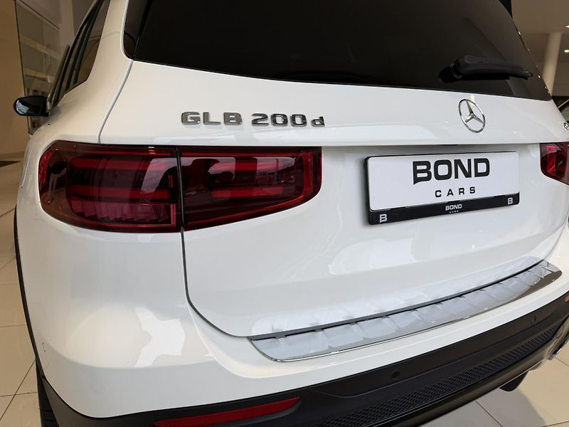Mercedes-Benz GLB (2024) 200 d 4M/AMGPREMIU/LED/ESP/TOP - fotka 6 z 19