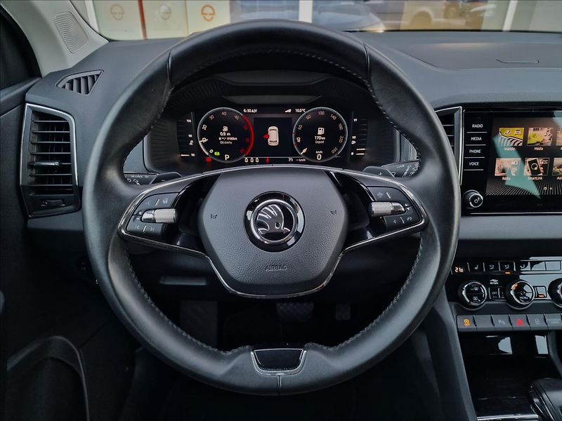 Škoda Karoq 2.0 TDI Style DSG,ČR,1.Maj - fotka 21 z 50