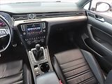 Volkswagen Passat (2016) R-Line 2.0 TDI, Serv.kniha - náhled 8