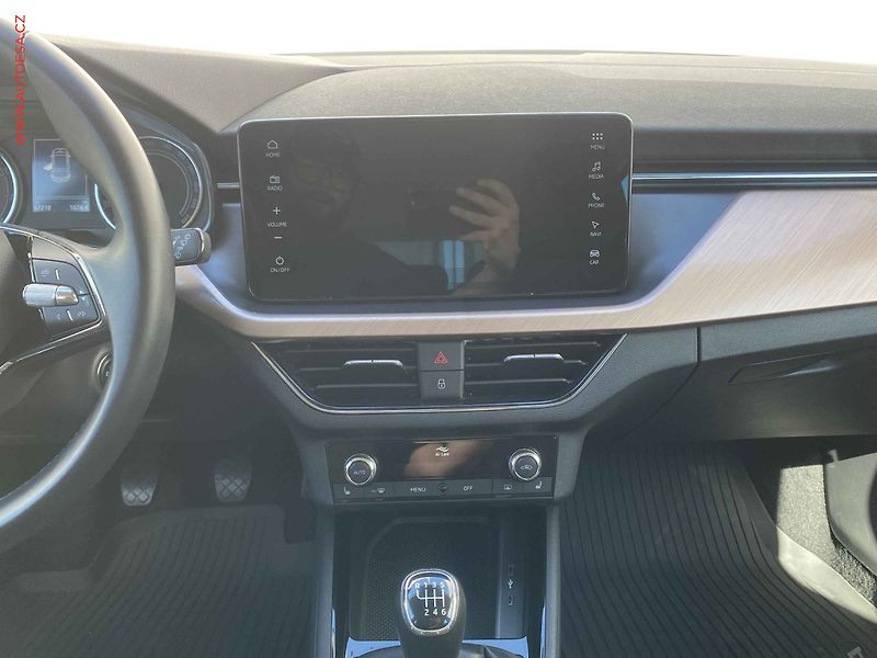 Škoda Scala (2022) 1.5 TSi, ČR, Style, navi - fotka 12 z 19