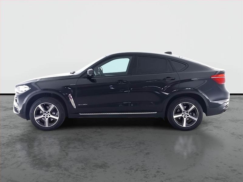 BMW X6 (2015) xDrive30d, 4X4, Automat - fotka 3 z 23