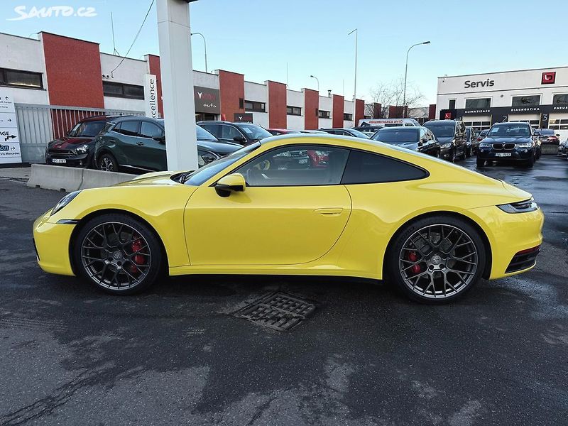 Porsche 911 992 Carrera S záruka do 12/26 - fotka 9 z 32