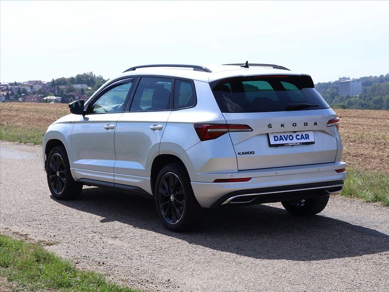 Škoda Karoq 1,5 TSI 110kW DSG Sportline - fotka 5 z 28