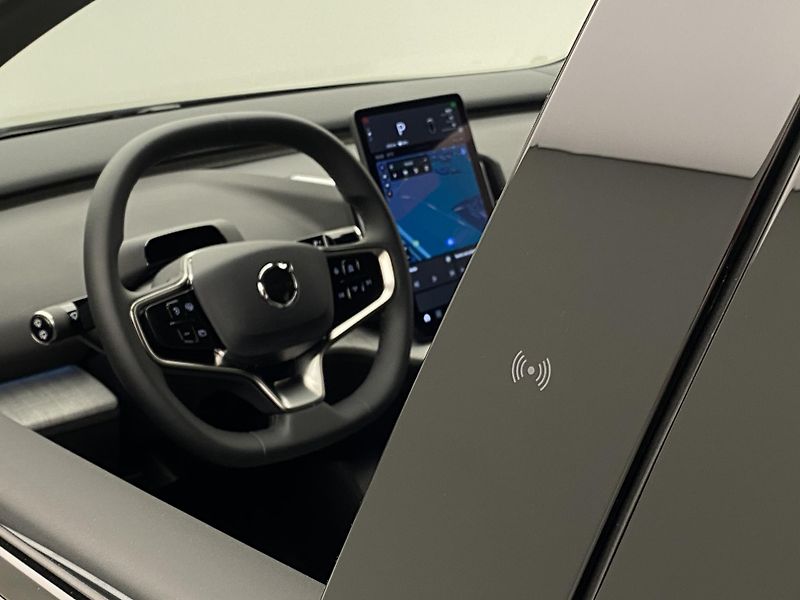 Volvo EX30 (2026) PURE ELECTRIC EXTENDED PLUS - fotka 71 z 71