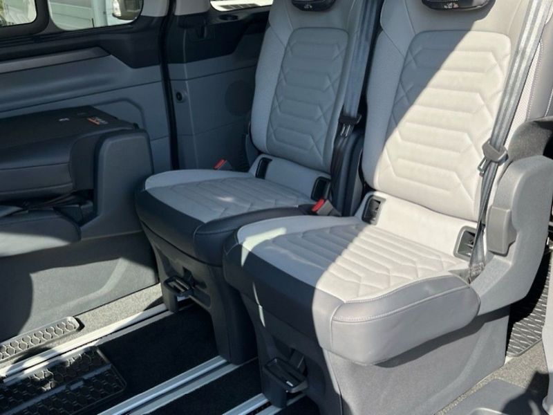 Ford Tourneo Custom 2.5i,171KW,CZ,DPH,1MAJ,MATRIX - fotka 12 z 27
