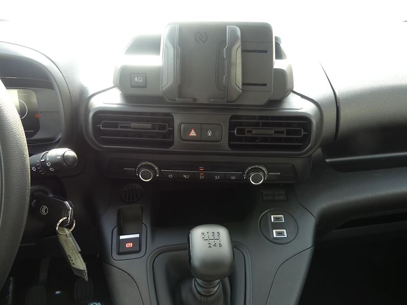 Citroën Berlingo (2026) YOU PROFI Diesel 100k Manual  - fotka 14 z 18