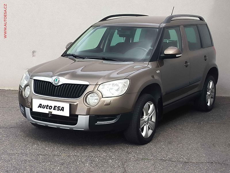 Škoda Yeti (2012) 1.2 TSi, Family, xenon - fotka 3 z 18