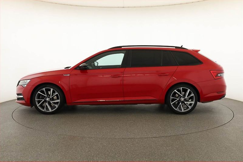 Škoda Superb (2021) Sportline 2.0 TSI - fotka 3 z 21