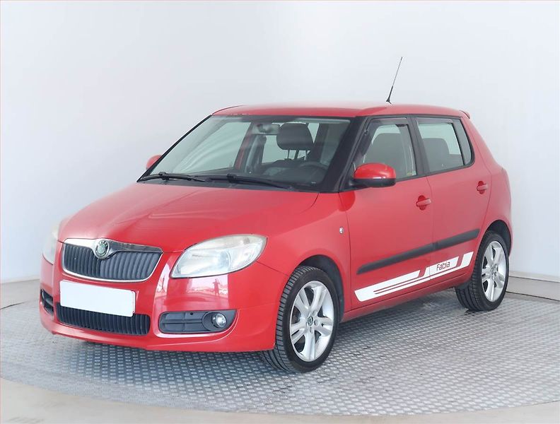 Škoda Fabia (2008) Ambition 1.4 16V, po STK - fotka 2 z 15