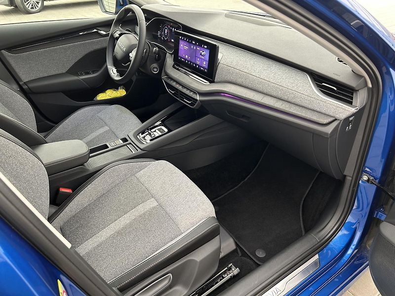 Škoda Octavia 1.5 TSI Top selection - fotka 22 z 26