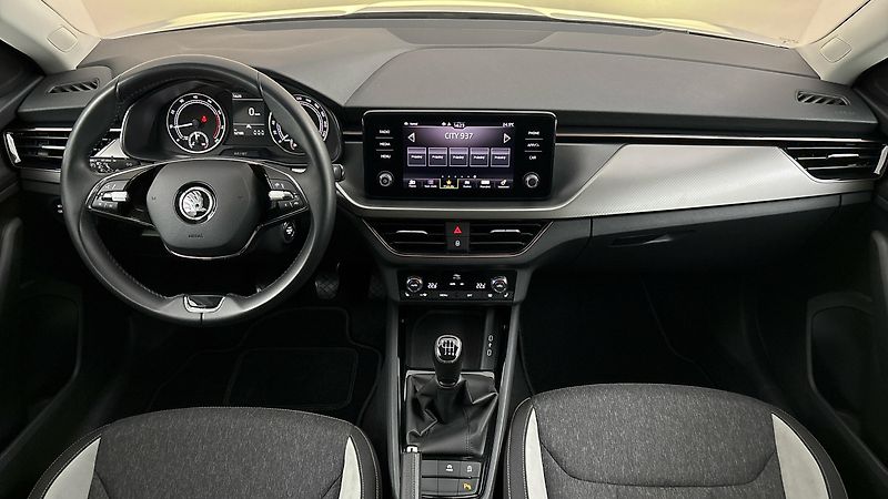 Škoda Scala 1.0 TSI Style - fotka 8 z 26