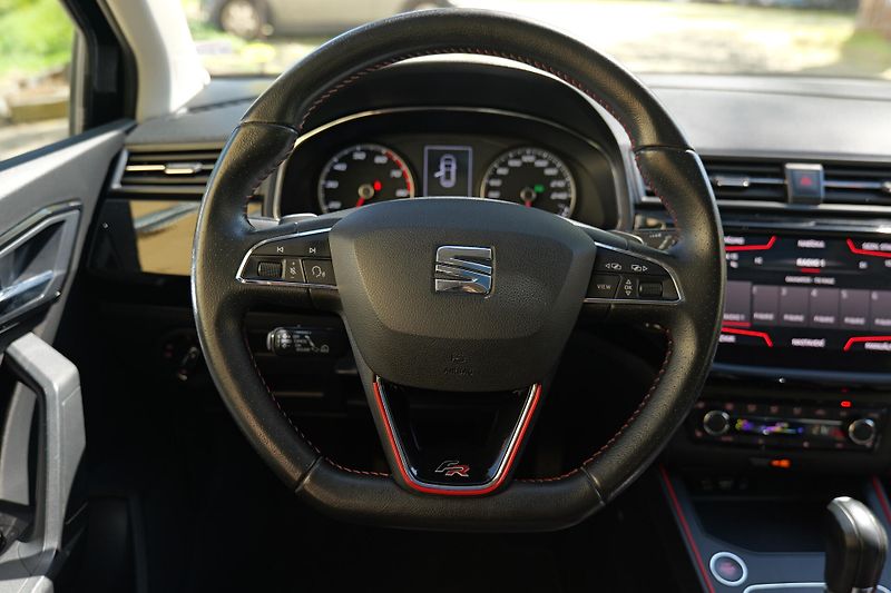 Seat Ibiza FR TSI DSG Panorama Kamera LED - fotka 19 z 35