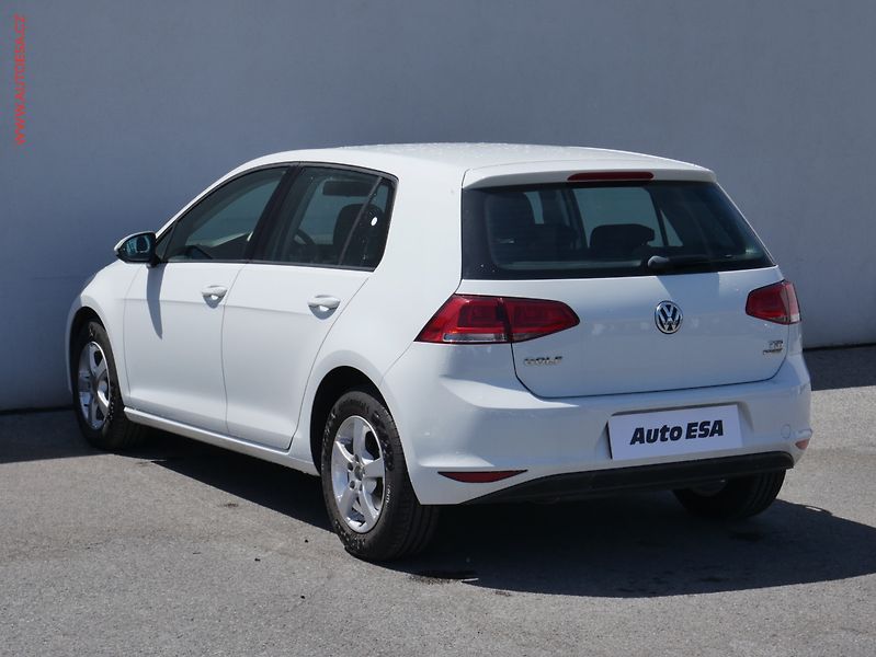 Volkswagen Golf (2013) 1.2 TSi, Trendline, +ALU - fotka 6 z 18