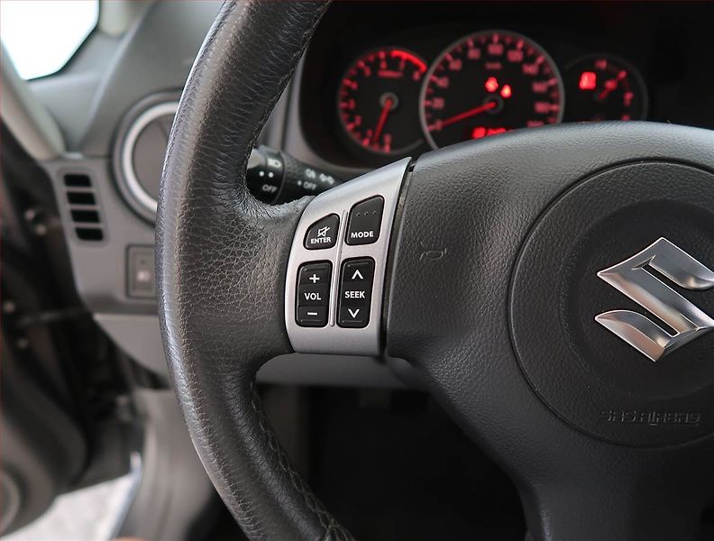 Suzuki SX4 (2008) 1.6 VVT, LPG, 4X4 - fotka 16 z 17