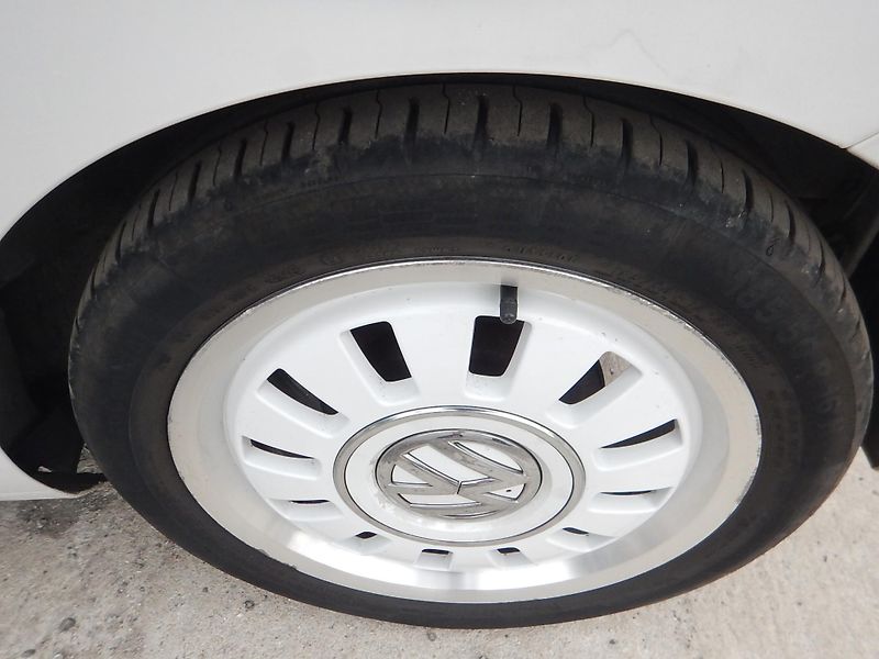 Volkswagen up! 1.0i, CNG, KLIMA - fotka 15 z 32