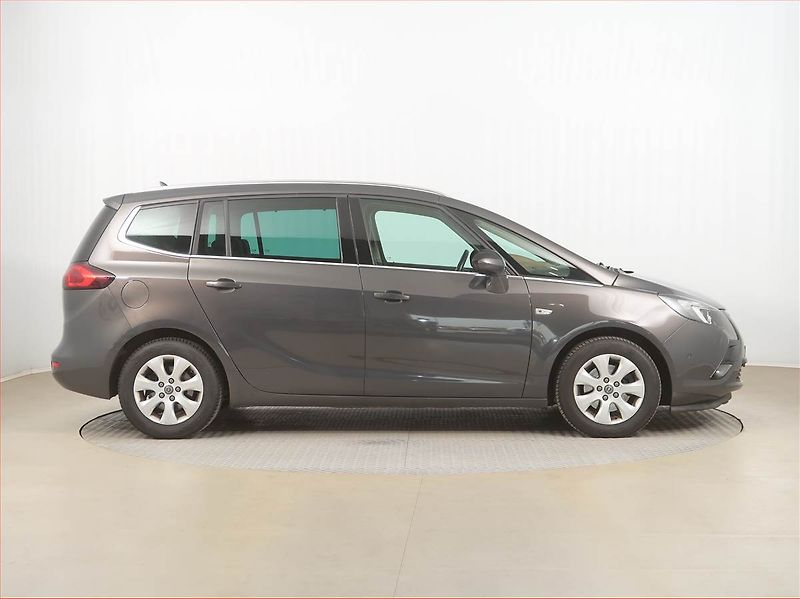Opel Zafira (2014) 1.6 CDTI, 7 míst, Navi - fotka 6 z 22