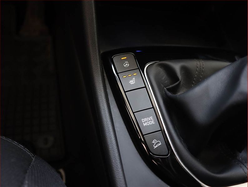 Hyundai Tucson (2021) Style 1.6 T-GDI - fotka 22 z 22