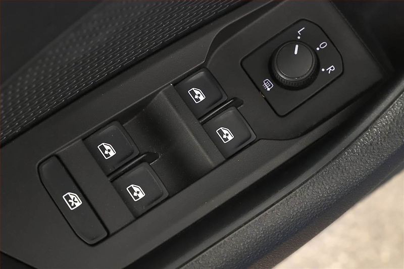 Škoda Octavia (2022) Ambition 2.0 TDI, ČR,1.maj - fotka 18 z 19