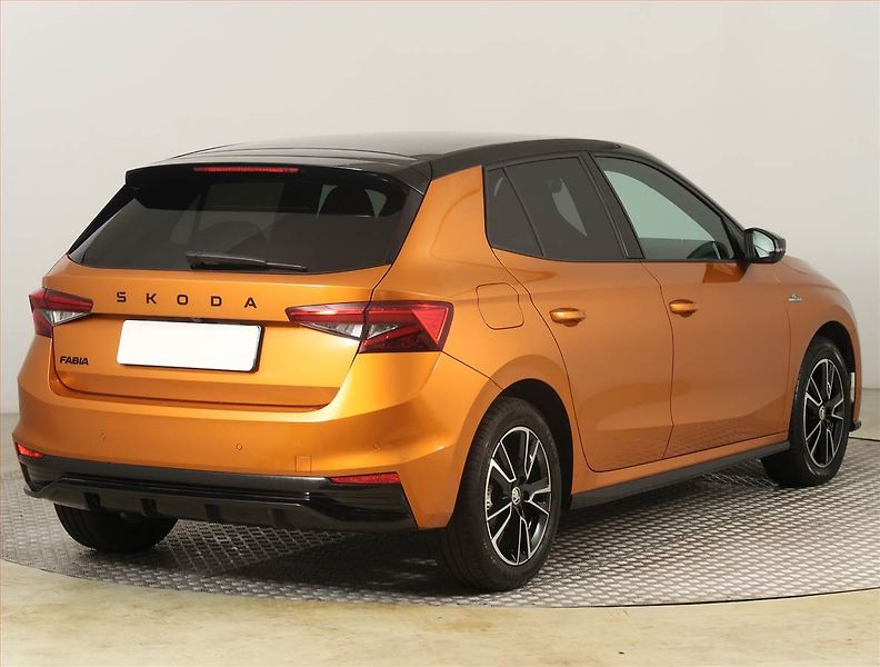Škoda Fabia (2024) Monte Carlo 1.0 TSI - fotka 5 z 20