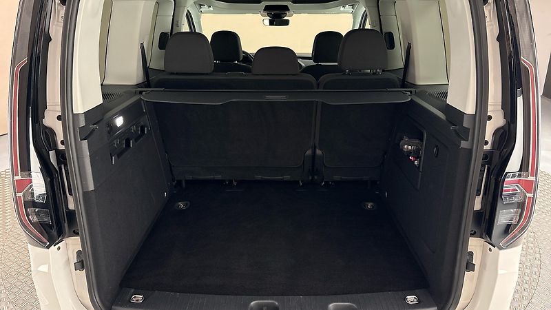 Volkswagen Caddy 2.0 TDI DSG - fotka 17 z 25