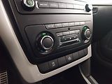 Škoda Yeti (2011) Ambition 2.0 TDI, 4X4 - náhled 13