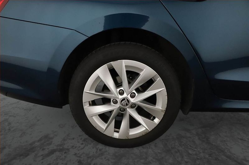 Škoda Octavia (2021) Style 1.5 TSI - fotka 12 z 17