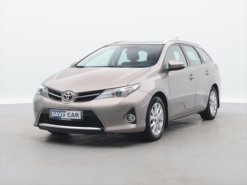 Toyota Auris 1,6 i 97kW Serv. Kniha - fotka 3 z 25