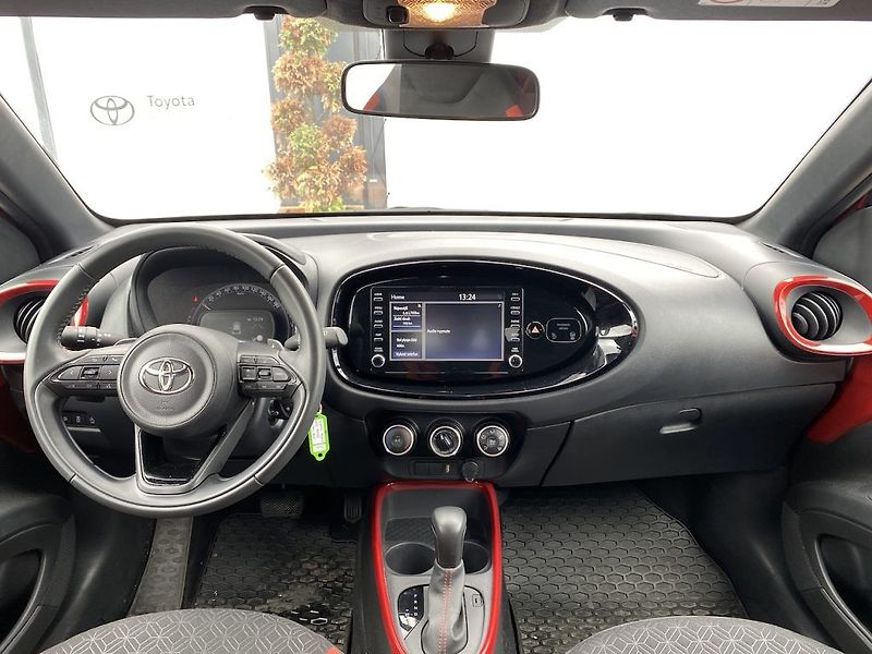 Toyota Aygo 1.0i, ČR, Style, DPH - fotka 11 z 16