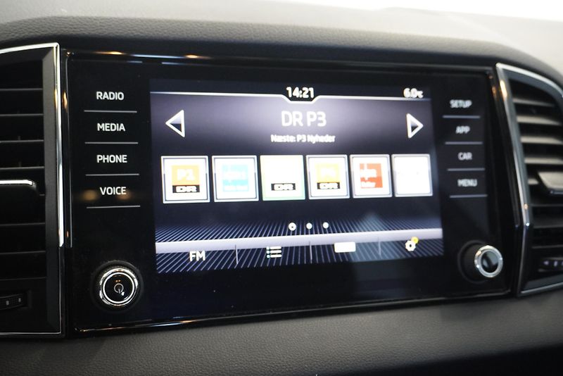 Škoda Karoq 1.6 TDi DSG 7 - fotka 16 z 28