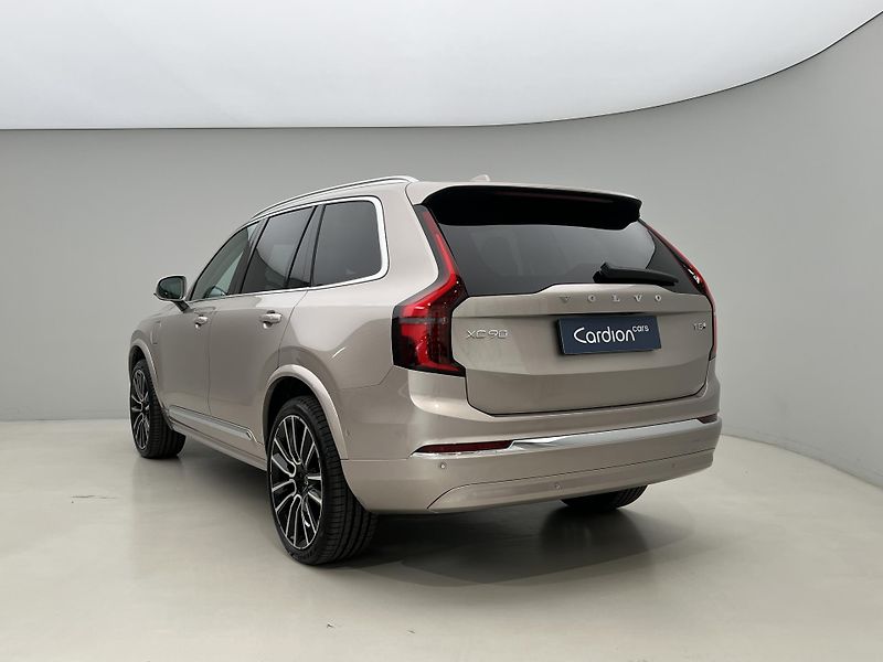 Volvo XC90 (2026) T8 AWD RECHARGE ULTRA BRIGHT - fotka 13 z 50
