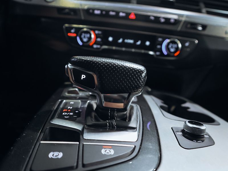 Audi Q7 3.0TDI, Quattro S-line 200kw - fotka 15 z 25