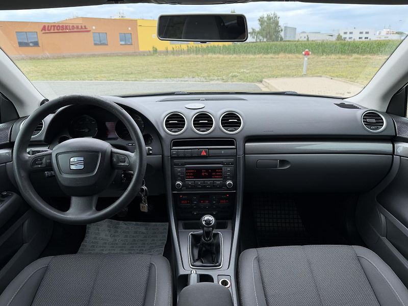 Seat Exeo 2.0 TDI KLIMA ROZVODY 2X KOLA - fotka 11 z 31