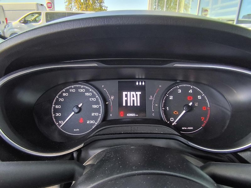 Fiat Tipo (2023) 1.0 Firefly 100k - fotka 13 z 32